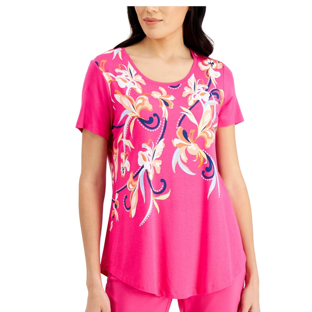 Pink casual top with flower pattern